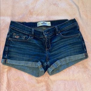 •Hollister Jean Shorts•